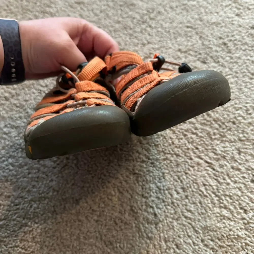 Keen Little Kids Size 12 Orange Water Shoes Outdoor Sandals Machine Washable